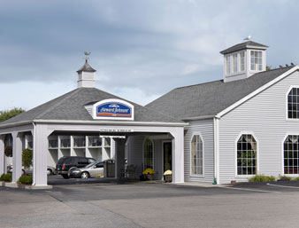 Howard Johnson Mystic 01.[1]